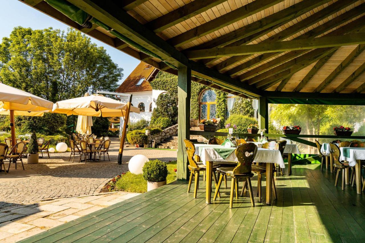 Conacul Secuiesc-Szekelyko Kuria Hotel Coltesti Buitenkant foto