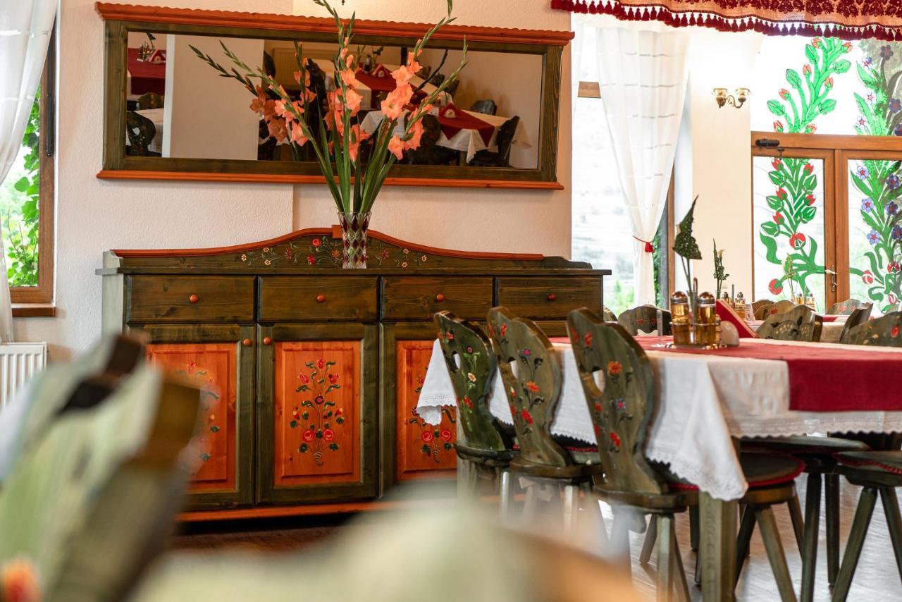 Conacul Secuiesc-Szekelyko Kuria Hotel Coltesti Buitenkant foto